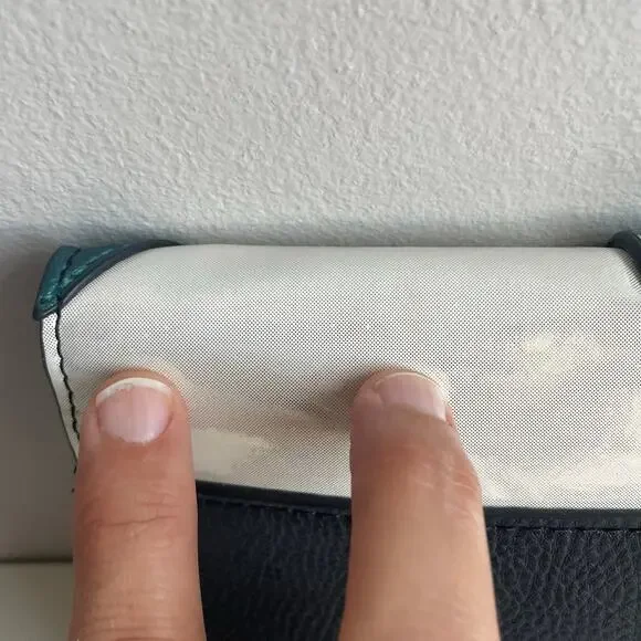 Danielle Nicole x Harry Potter Women's Black Slytherin Uniform Clutch Bag - Picture 13 of 13